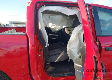 2024 Nissan Titan Sv 4X4 из США, поврежденный, VIN 1N6AA1ECXRN112456